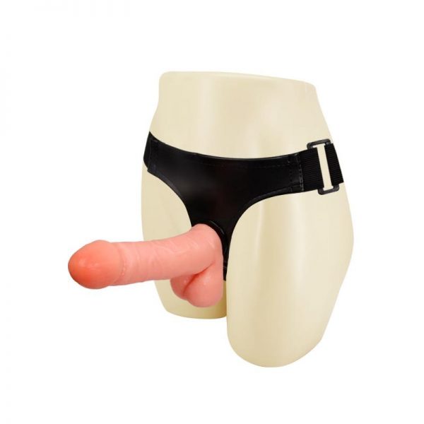 Arnés con Dildo y Testículos 17.5 cm marca BAILE