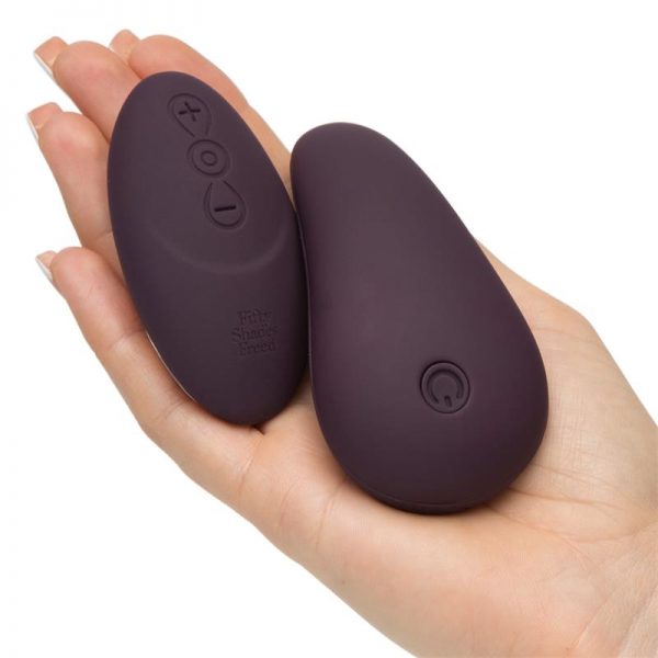 Fifty Shades Freed My Body Blooms Vibrador en Lencería a Control Remoto Recargable marca FIFTY SHADES FREED