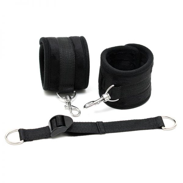 Rimba Bondage Play Esposas para Tobillos Con Correa Elástica Color Negro marca BONDAGE PLAY